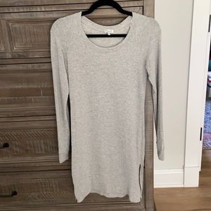 Gray Splendid Sweater dress size xs